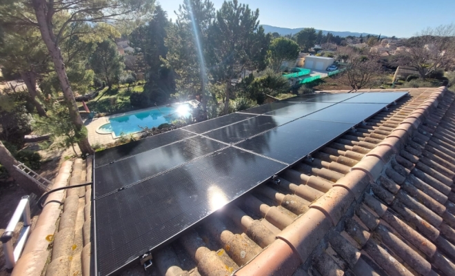 installation panneaux solaires AEG 375 Wc Full black, Jacou, SILICIUM MEDITERRANÉE